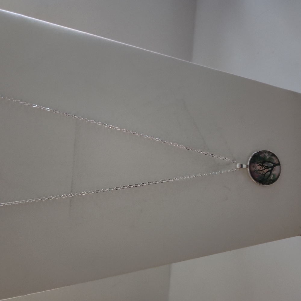 NWOT Silver Tree Necklace